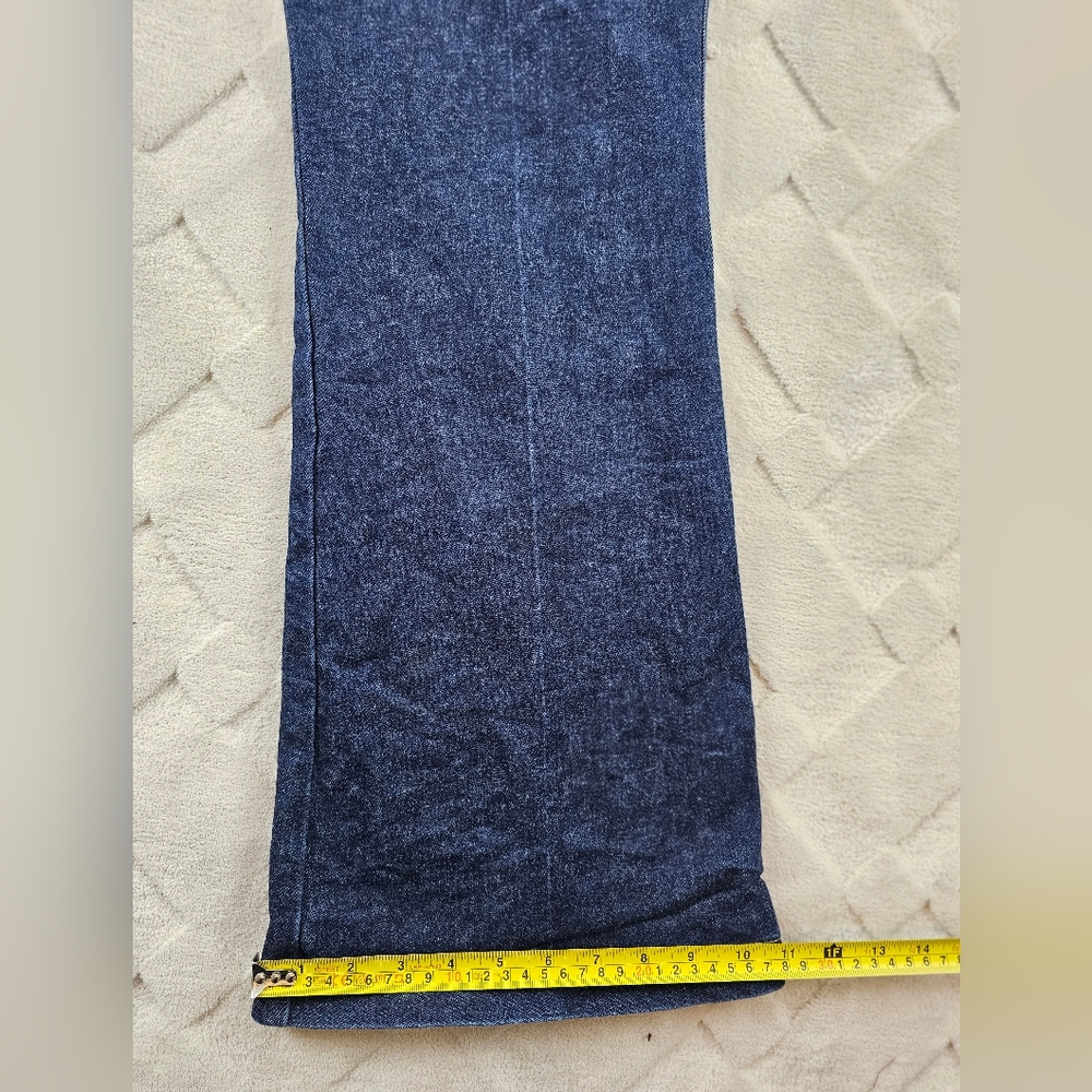 Spanx Shape EveryWear FLARE Raw Indigo Jeans Womens 1X Pull On Stretch - Picture 9 of 11